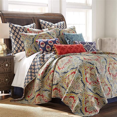 x 20 in. . Levtex quilt set